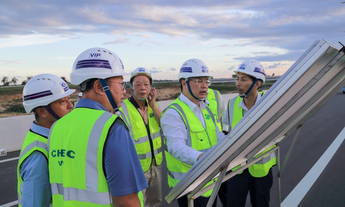 ��ѧԴ��ʹ�ֳ��Ӳ� jiancaihou.jpg