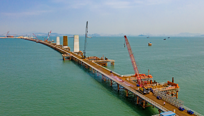 06bb623f2e9c950bf5d191f078b436f6 ÉîÖÐͨµÀÊ©¹¤ÏÖ³¡ (2).jpg