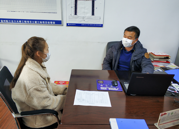 1 ���ڴ�������������Ŀ����˾������Ϊ����Ա����ͷ������.jpg