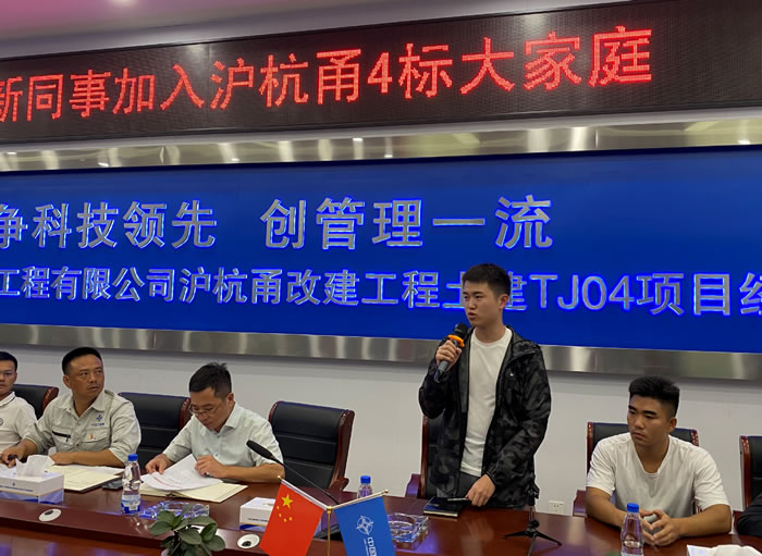 c1c4c05a165e0541d32f8b6739751f06 2.jpg