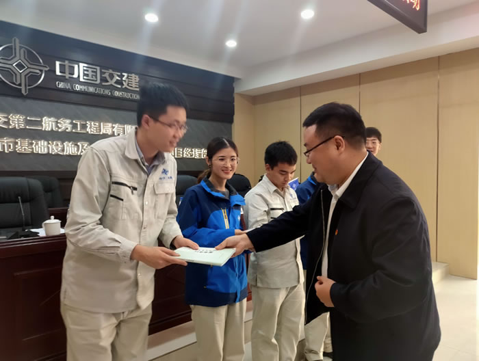 b9d6b5eccf49acda5a023ce15baf8868 2.jpg