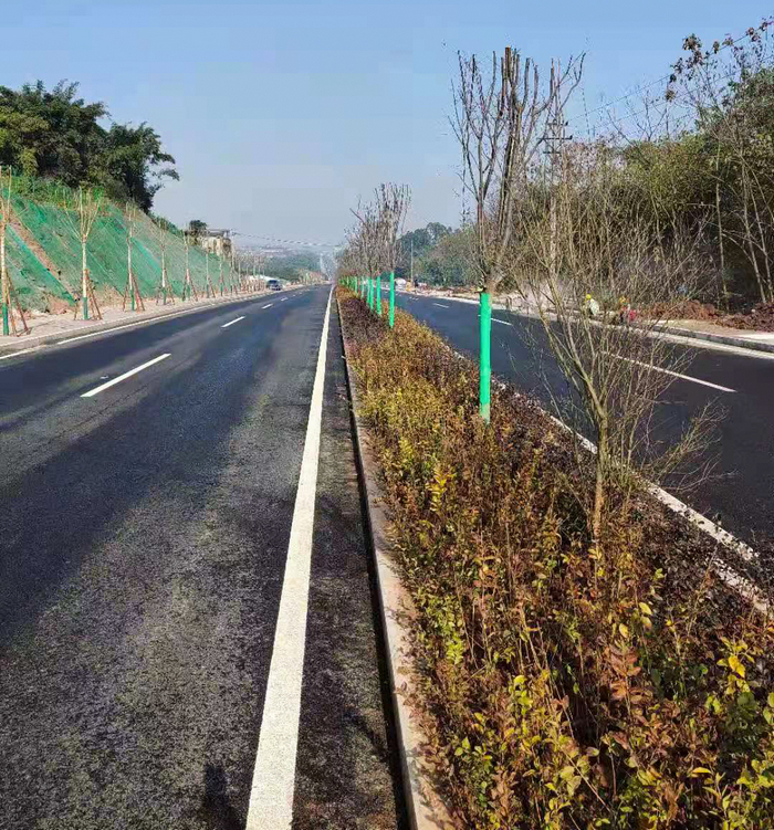 8ff11d96446eebae5d8be31ff652d748 九龙坡区干线公路项目铜陶路顺遂通过交工验收.jpg