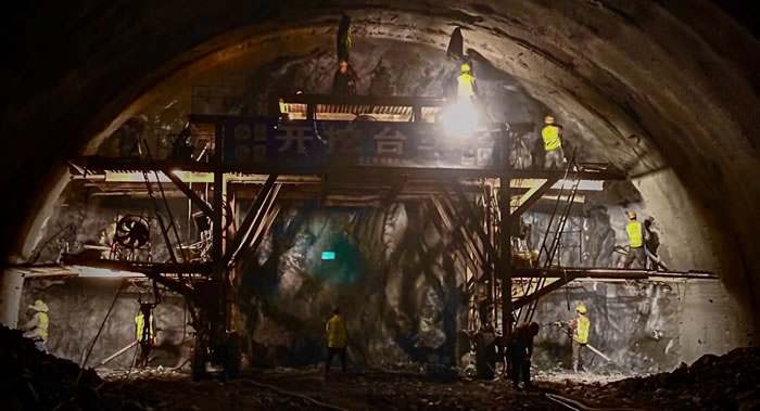 fb59e821bcd13d788e282b365d617f2a 2.jpg