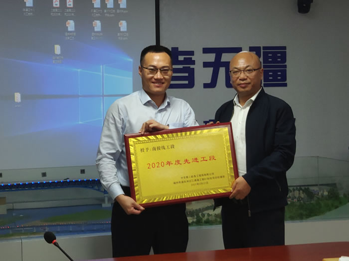 35f299da4b394b78667557cea72dedff 1.jpg