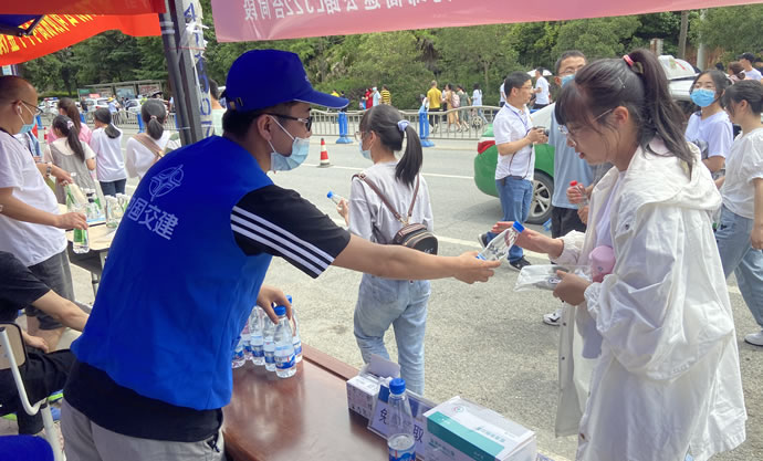 6bf67a8f1e92135060c735f8c850c8a0 3.jpg