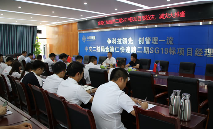 a300b7f19f2db3ce5991038966aa892f 2.jpg