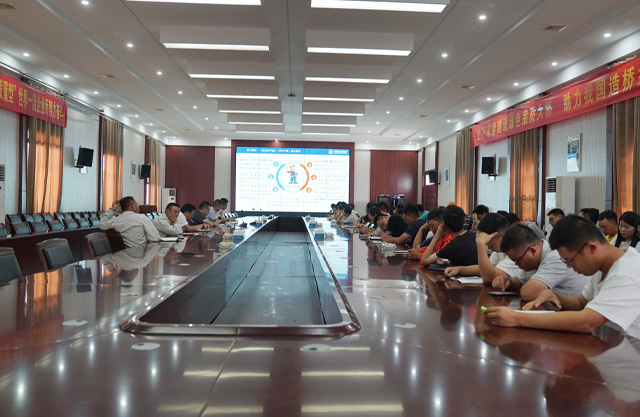 8cdea2692fb8eee7fad7d46cf6eb9b7b ¾Û»áÕÕÆ¬.jpg