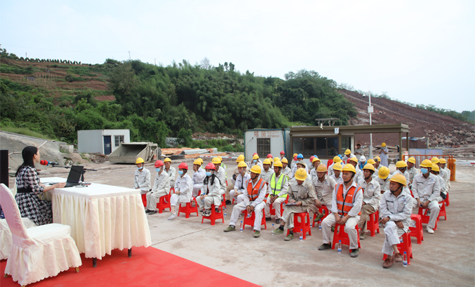 ���������������Ҹ����������⽲���ڿո��³���Ŀ���� (6).jpg