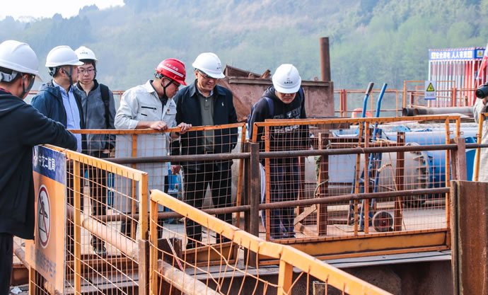 71afe613169d9a2bd4687731724c02c4 1.jpg