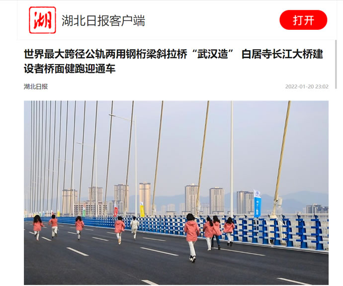 682bbbc46d184595a4bf97b4331fda74 2.jpg