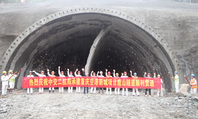 96bd010514aac4be9c4847437f9bf915 4.jpg