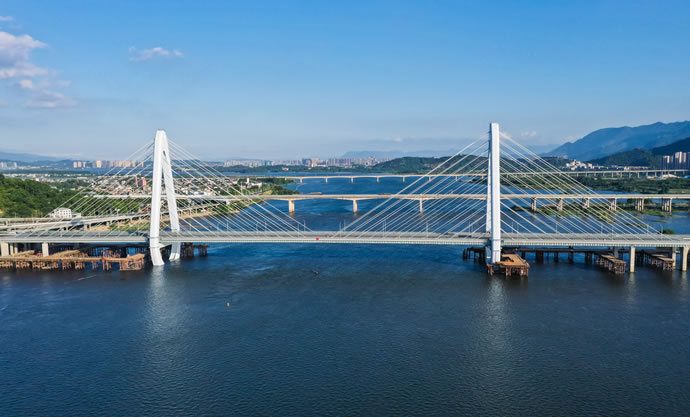 4135cf5d96c21e391a1ccc9bab61537e 1.jpg