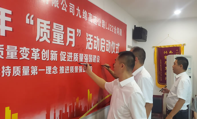 0a83afa8592e6eb7b521f88fe2765e8b 2.jpg