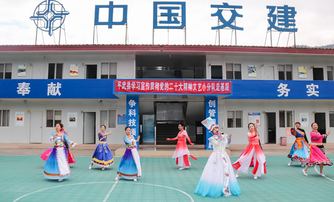 fb6b31816d3895713f9dde3fd869ffdc 1.jpg