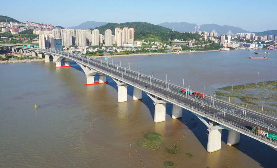 e40577d38c69c1adbdbce1d20107cd64