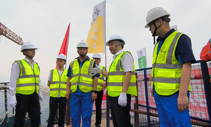 cfdeb411f18af0ad477c667d89aa0bb2 1.jpg