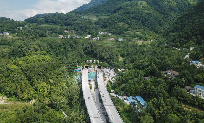 927650bd441943c223937f420fe94924 2.jpg