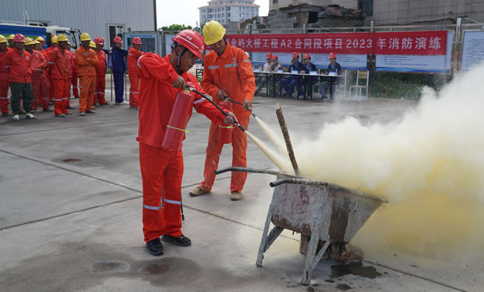 af6514f4939c8a83e0c01992a873f2c6 2.jpg