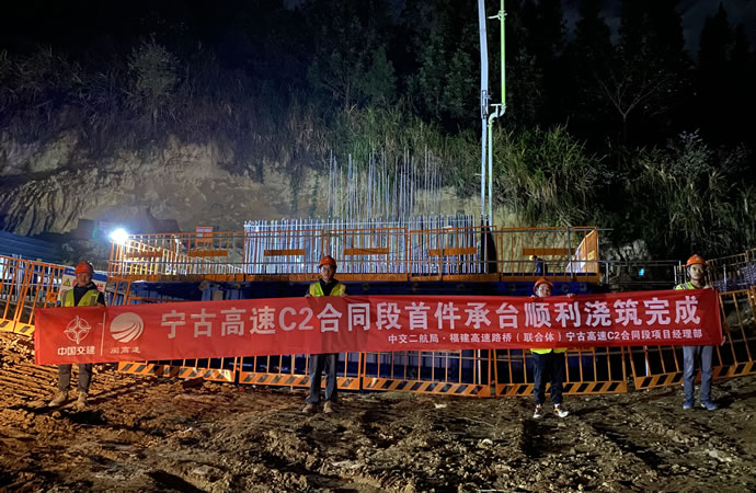 fd98007a6cf16f198f1fa97fd6ca83d6 2.jpg