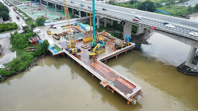 8cd12cabcf69aeee40ba48d70789af77 4.jpg