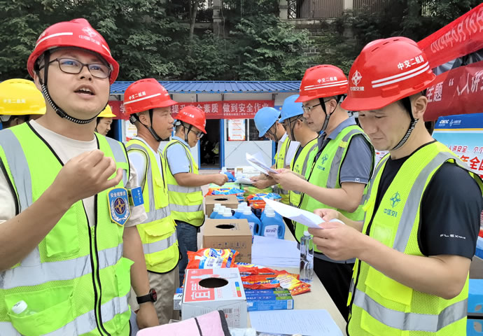 dadc433d98d68c9953654cc1501de8ea 2.jpg