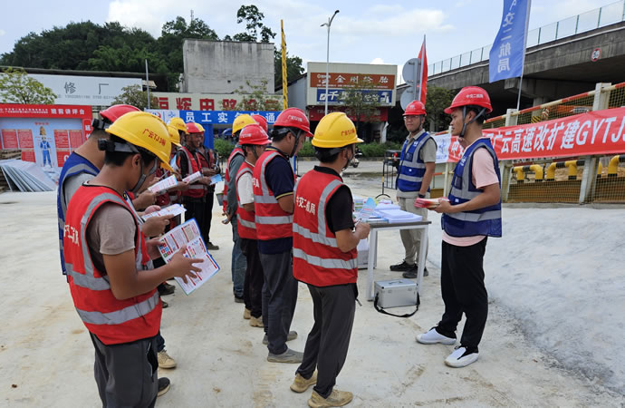 79f9536cf52fe3ff745ff0680d8d7ada 4.jpg