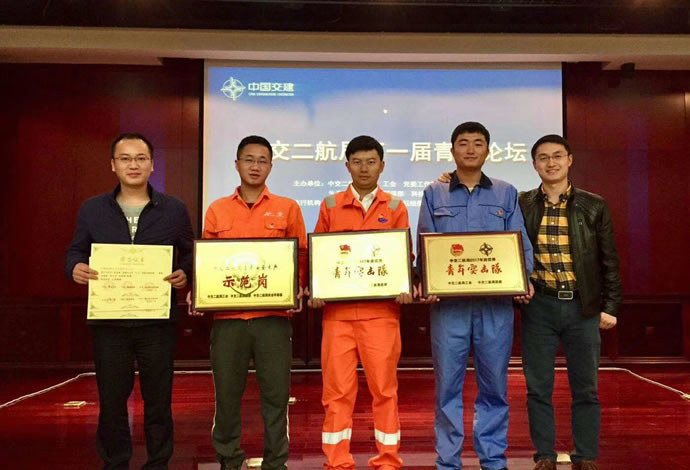 1a098cadae042f98a1c622765b10af32 2.jpg