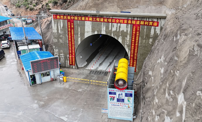 89499510e396b4d5ecd4bd93389b00a9 2.jpg