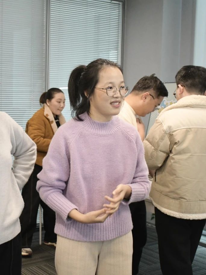 1742287025189 0216035642