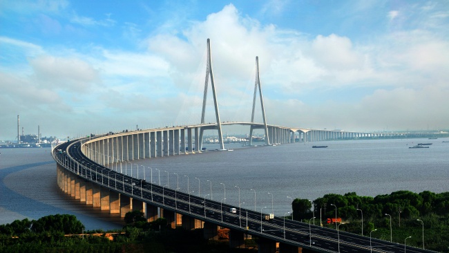 1750744493146 苏通长江公路大桥