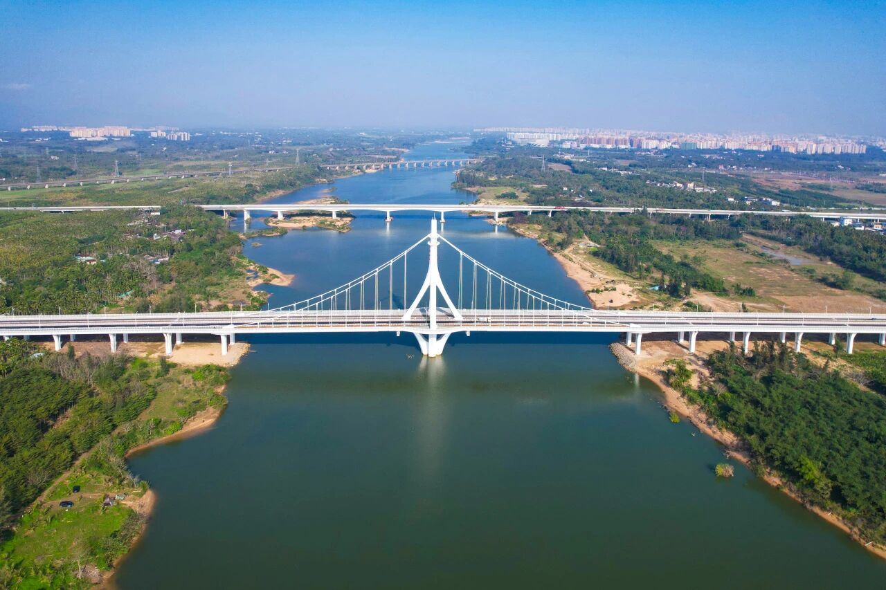 ΢��ͼƬ_2025-10-15_122002_489