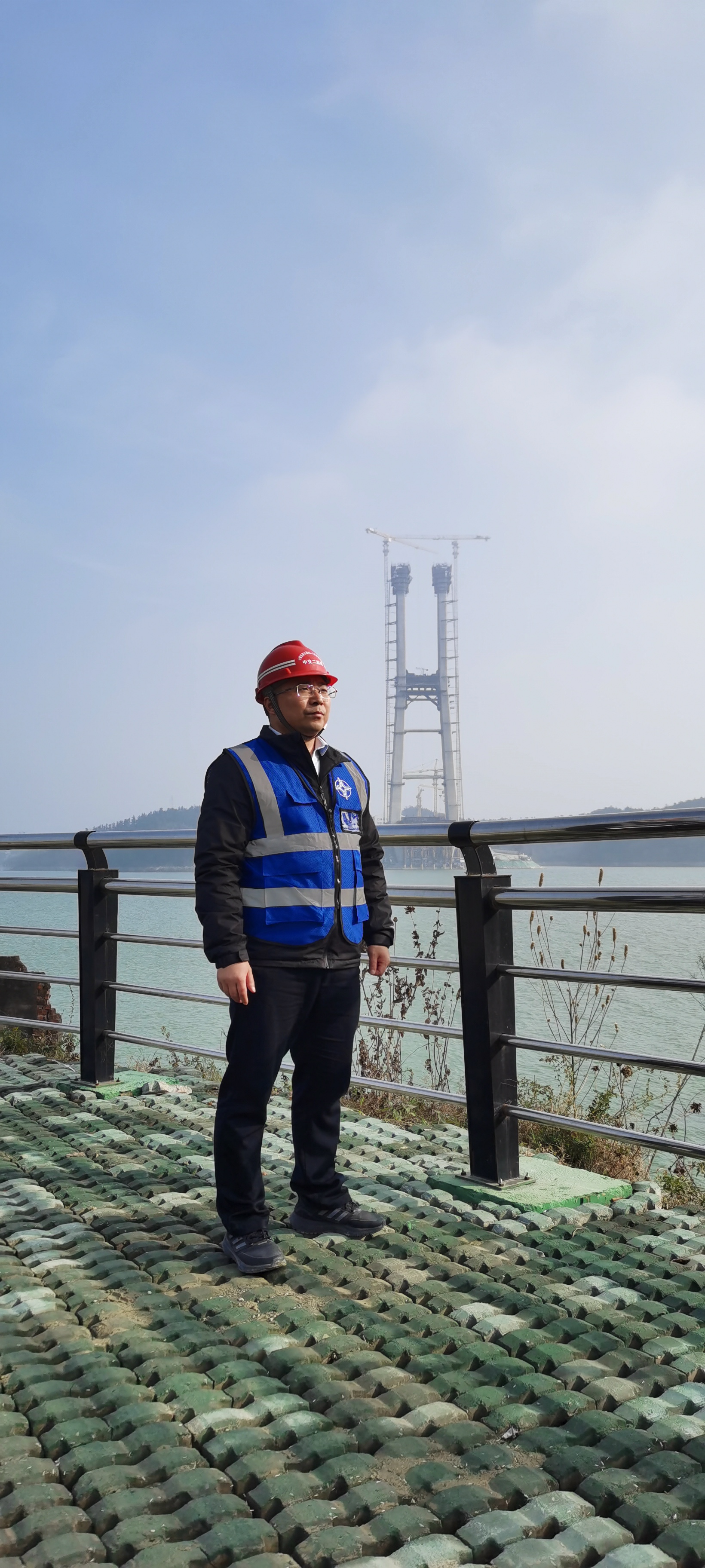 1761794637510 ÖÜ·¶ÎäÊÂÇéÕÕ (1)