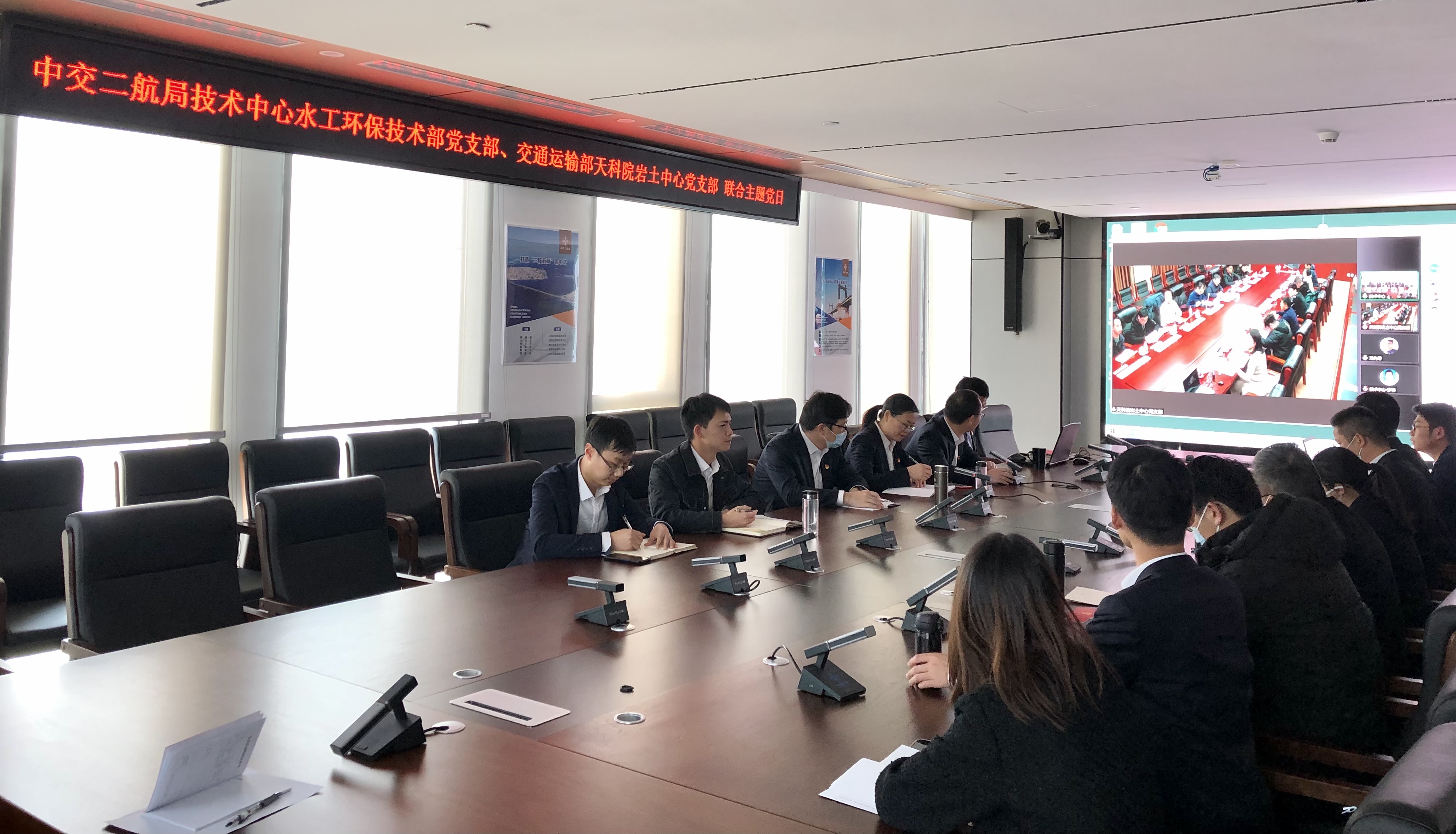 1820194695 1820194695