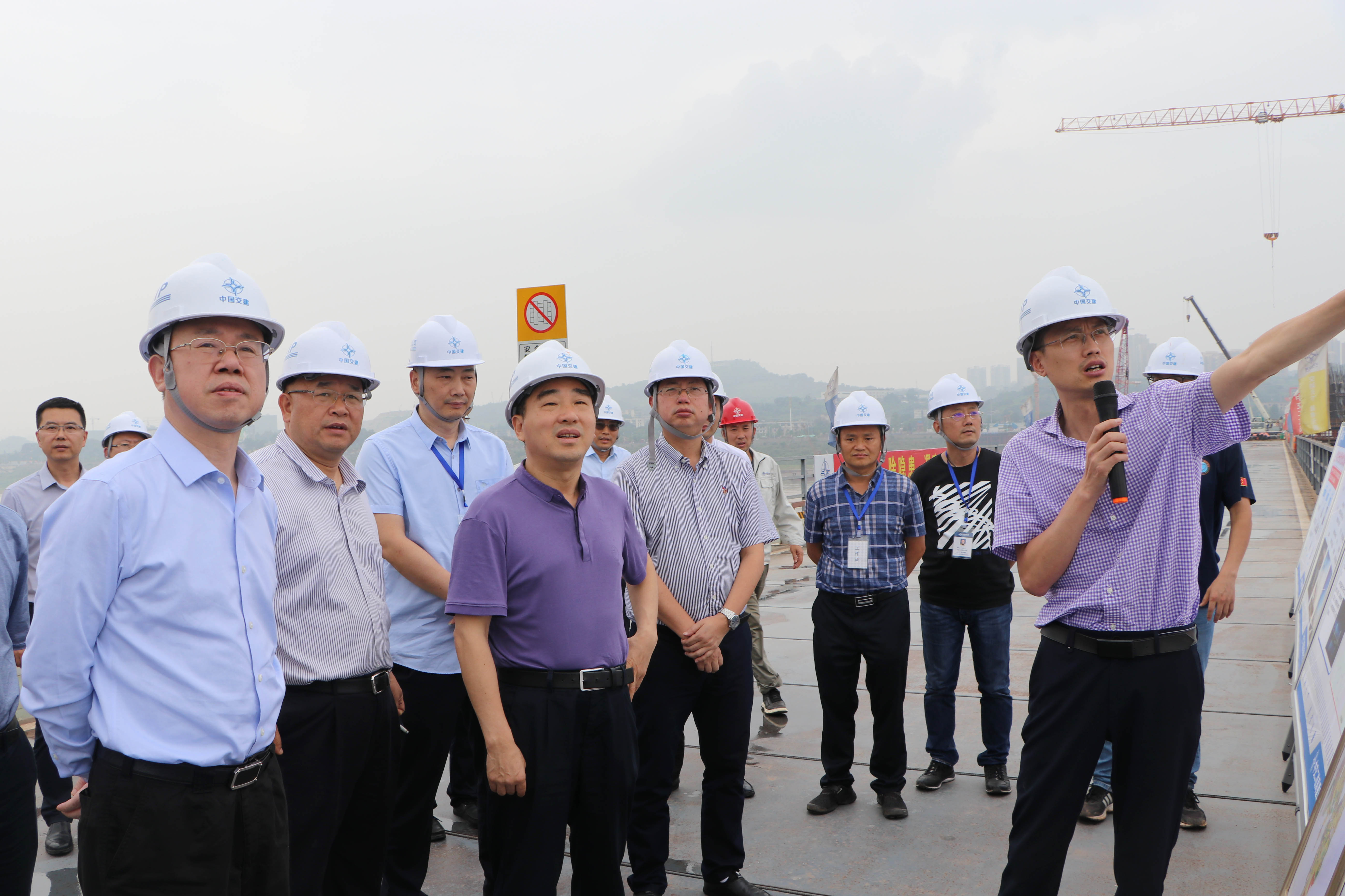 �����а�����ί���һ�е���˾�׾��´�����Ŀ����1-1