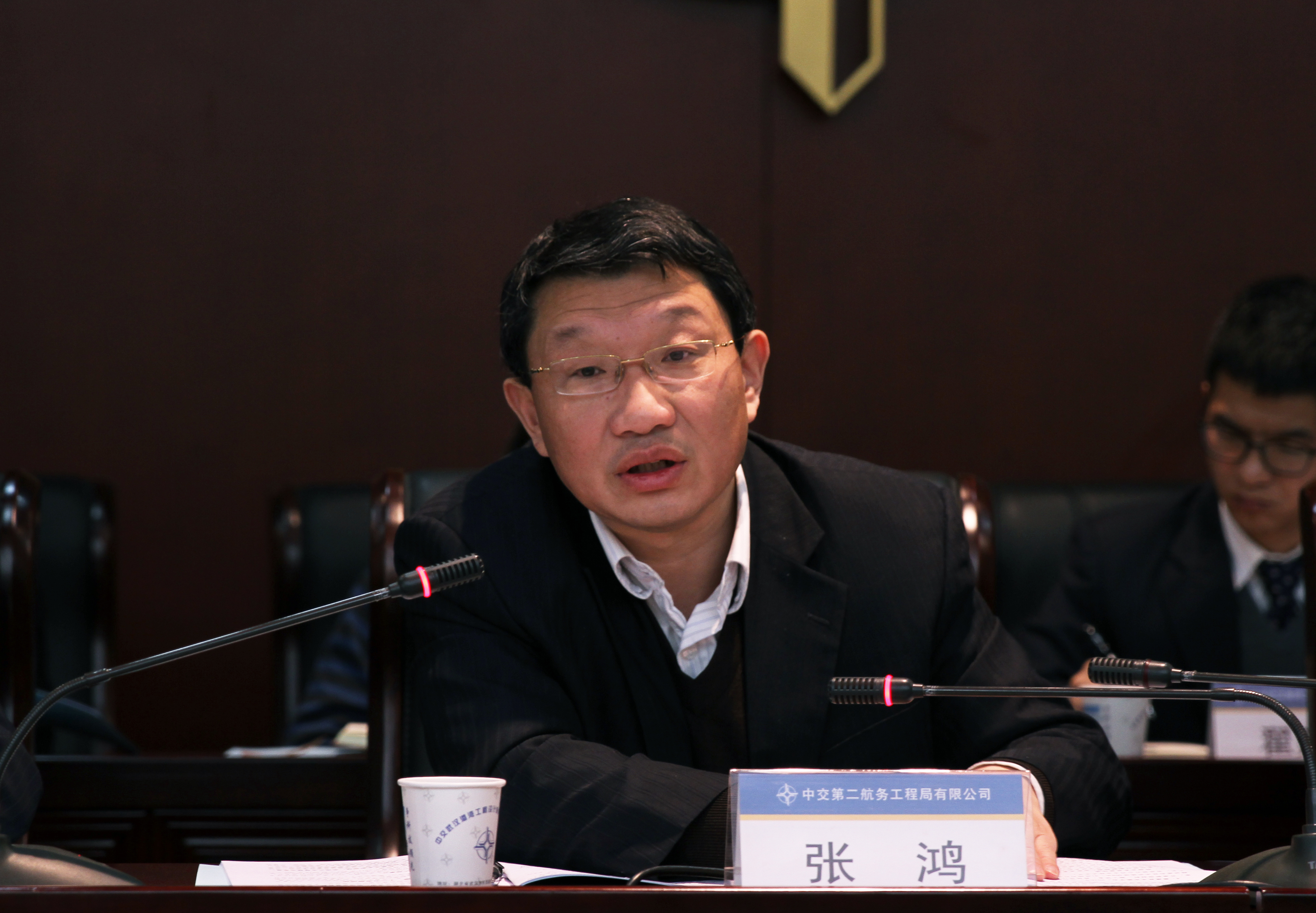 2 ͼΪ������1xBET���ܹ���ʦ�ź��ϯ�ۻᲢ����.jpg