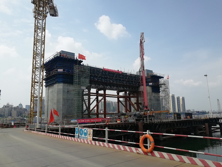 56279cb5f9ebae034d1738d1c56fadd8 ÅÓ¹«´óÇÅË÷Ëþ¸Ö»ìÁ¬Ïµ¶Î¸ÅÂÔ»ýUHPC.jpg