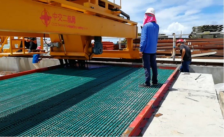 e89e70346a8084dbe77e55a4d696d70c ÖÐÂíÓÑÒê´óÇÅÇÅÃæÆÌ×°.jpg